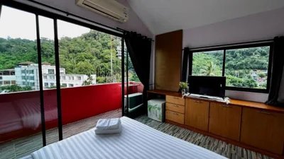 Camera familiare con vista sulle montagne — Coco Mountain View Guest House Hotel